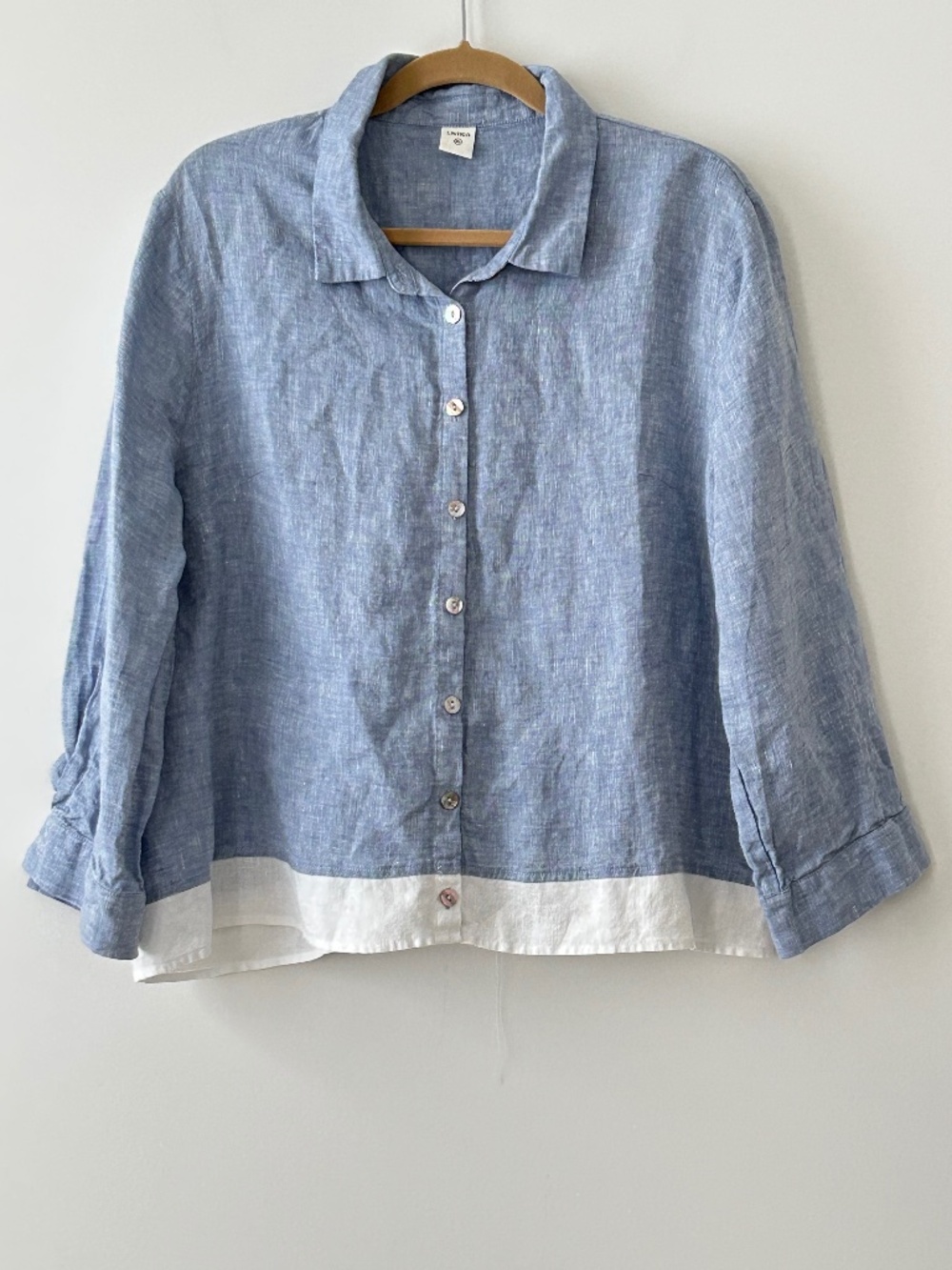 Lintico 100% Linen Blue & White Button Up Shirt
